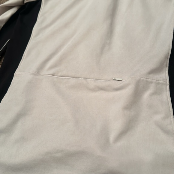 Pink size smalll. Long sleeve with thumb holders - Picture 7 of 8